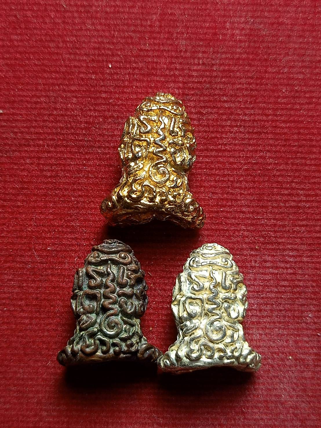 พระปิดตามหาลาภ หลวงพ่อสงฆ์ ชุด 3 องค์ เนื้อสามกษัตริย์ วัดเจ้าฟ้าศาลาลอย จ.ชุมพร (SKU-05643)