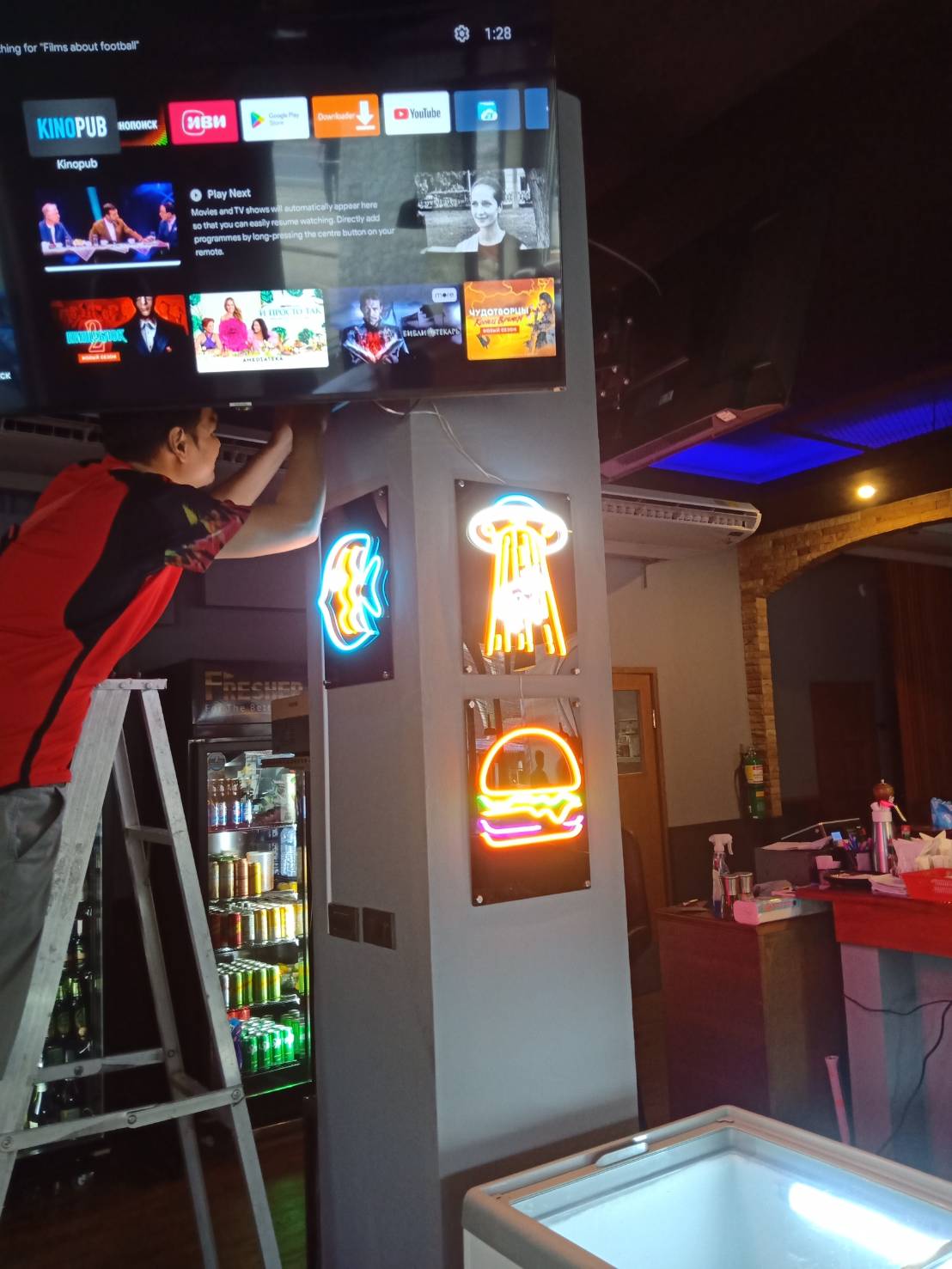 งานผลิต-ติดตั้ง ป้ายหน้าบ้านตัวอย่าง Ocean Town+ป้ายไฟนีออนดัดled flex ตามแบบ