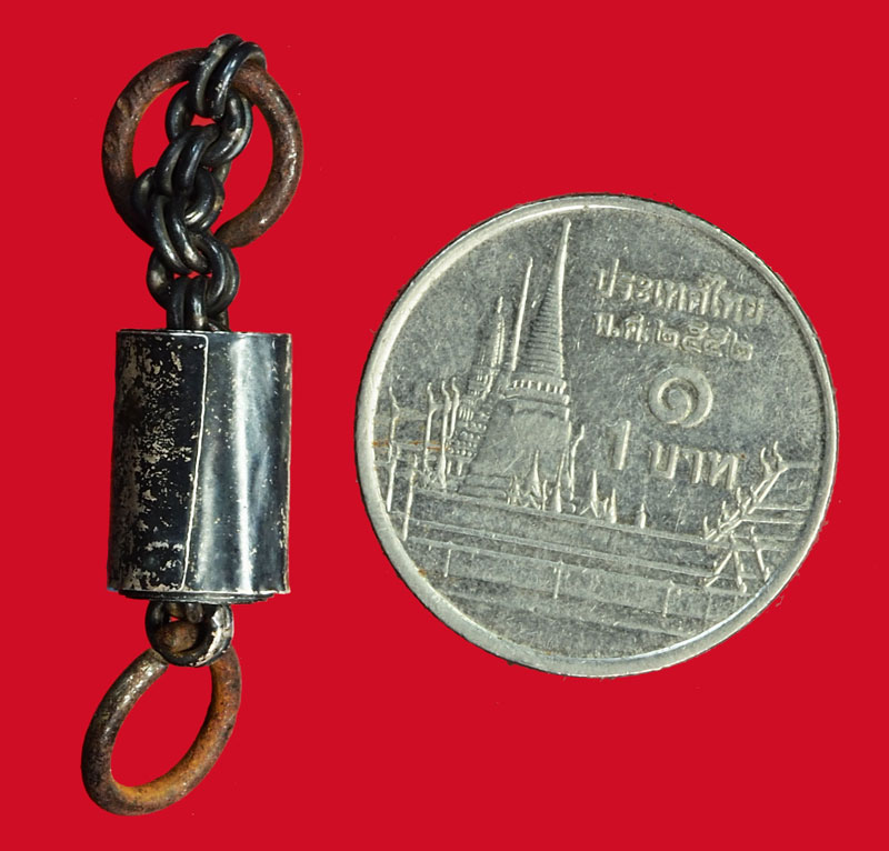 ขายแล้ว*36038 ตะกรุดม้วนลูกอม ทำด้วยเงิน ไม่ทราบที่และปีสร้าง 12