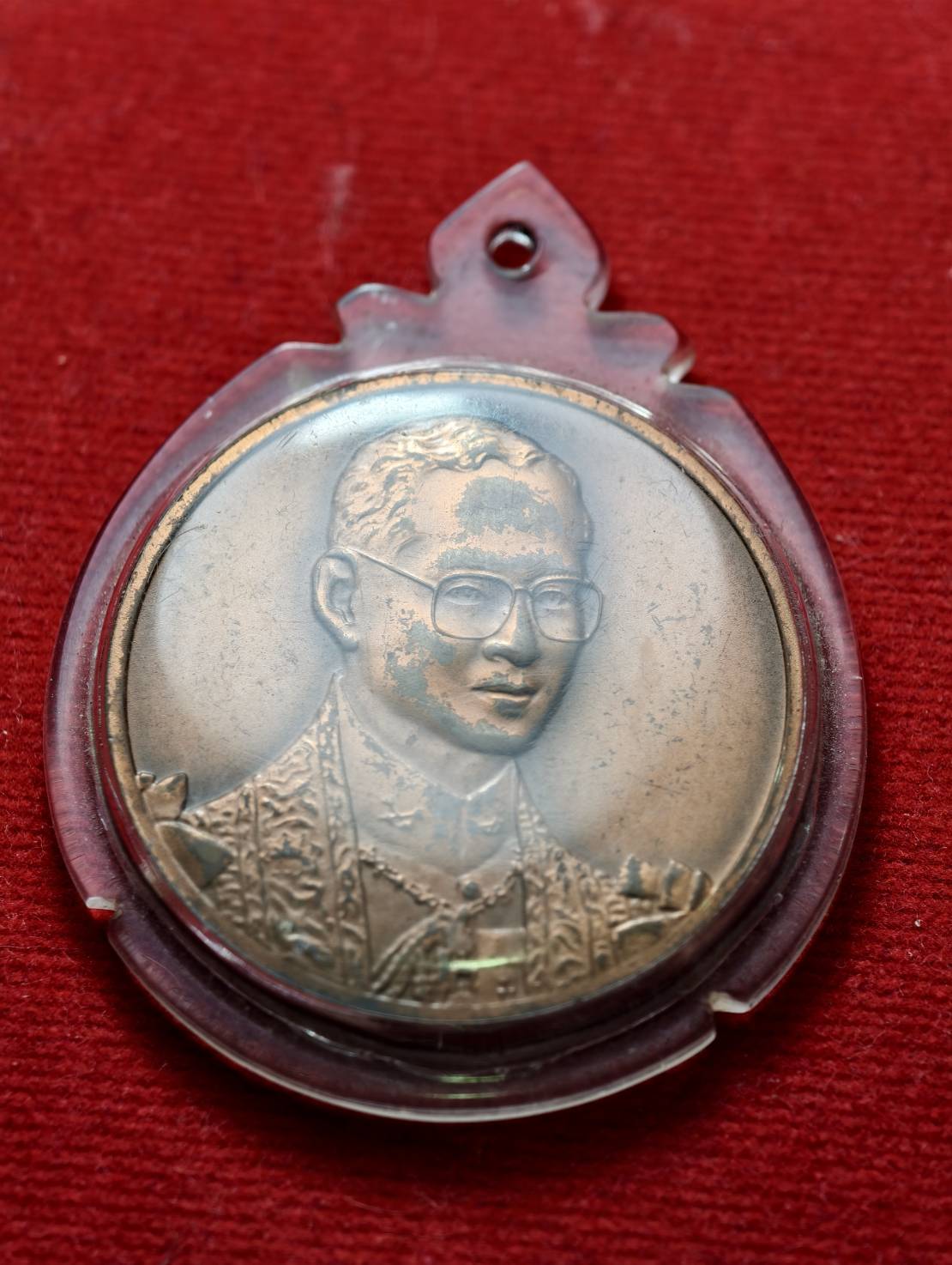 เหsียญ ร.9 ที่ระลึกพิธีเปิดที่ทำการศาลsัฐธssมนูญ อาคารบ้านเจ้าพระยารัตนาธิเบศร์ ปี 2543 (SKU-13352)