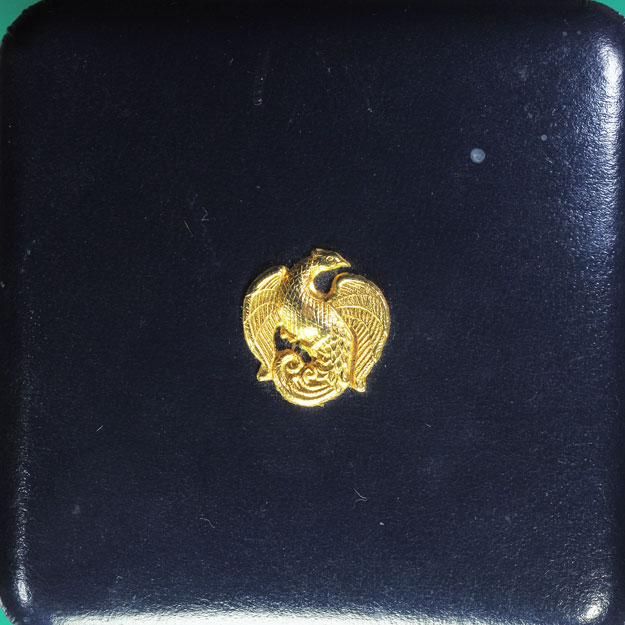 *33630 เหรียญในหลวงรัชกาลที่ 9 ที่ระลึกสร้างโรงพยาบาลราฃพิพัฒน์ พร้อมกล่องกองกษาปณ์ เนื้อเงิน 5