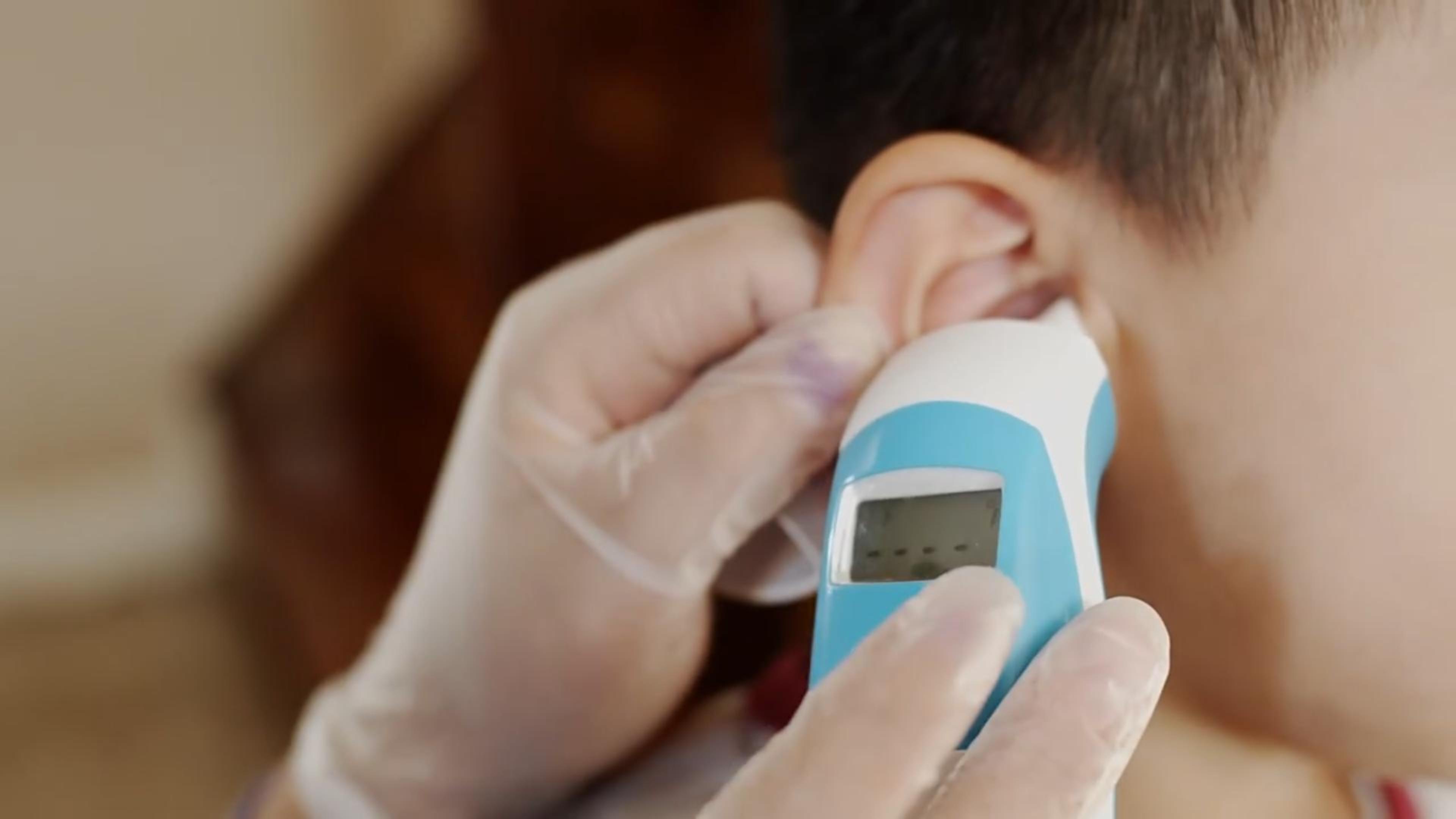 เครื่องวัดอุณหภูมิ (Infrared Thermometer)