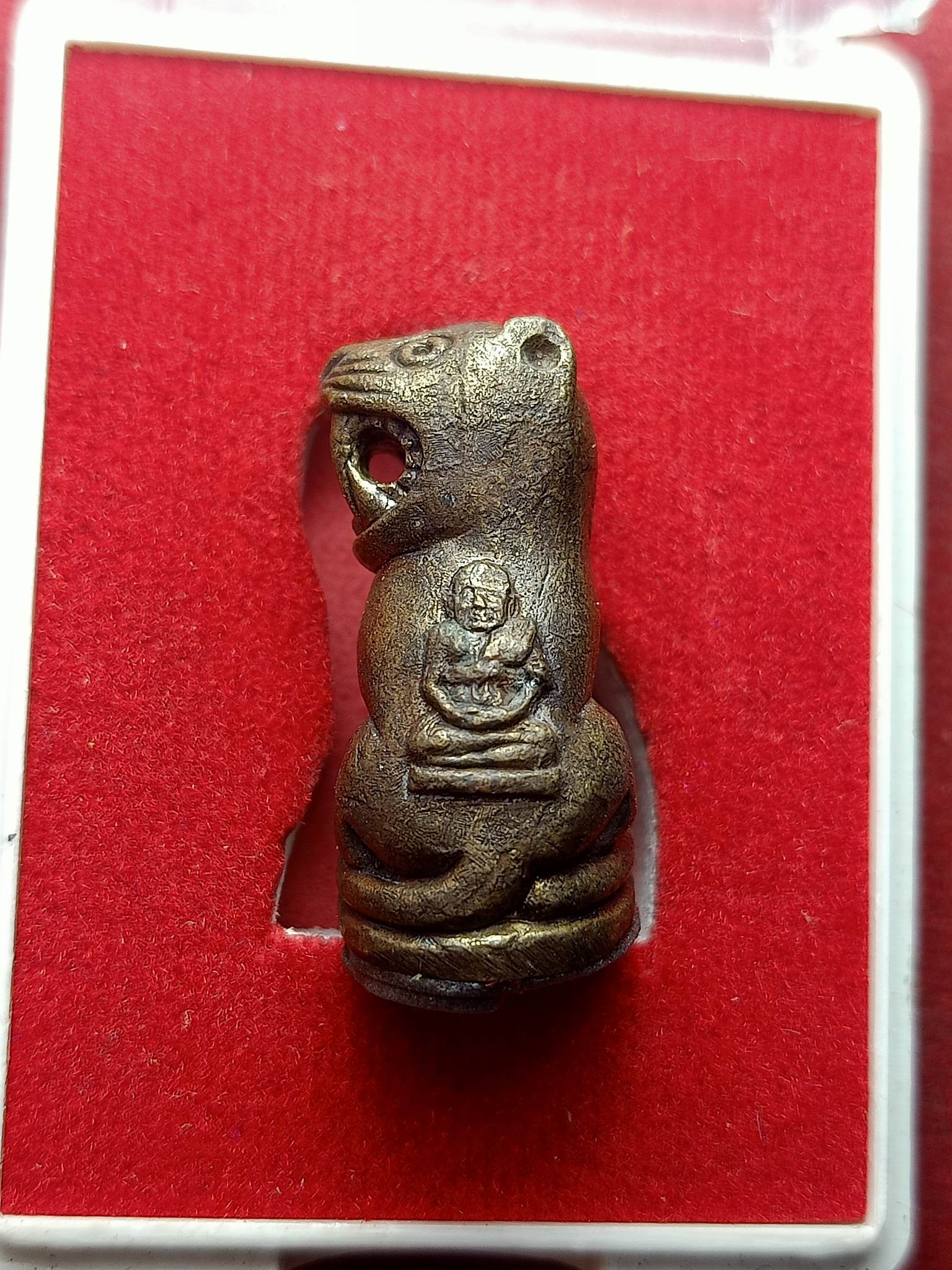 เสื้อรุ่นระวังภัย ที่ระลึกเททองหล่อพระ หลวงพ่อดำ-หลวงพ่ออ่ำ วัเจริญวราราม(วัดน้อย) จ.สมทรปราการ พร้อมกล่อง (SKU-02702)