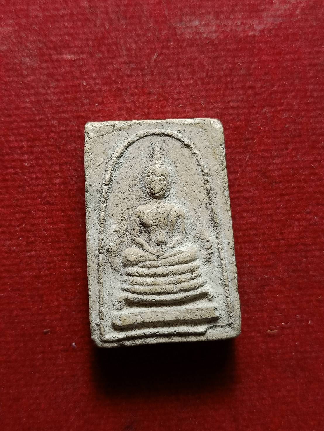 สมเด็จฐานพญานาคคู่ วัดนางชี หลังยันต์ ปี 09 หลวงปู่โต๊ะปลุกเสก (SKU-08958)