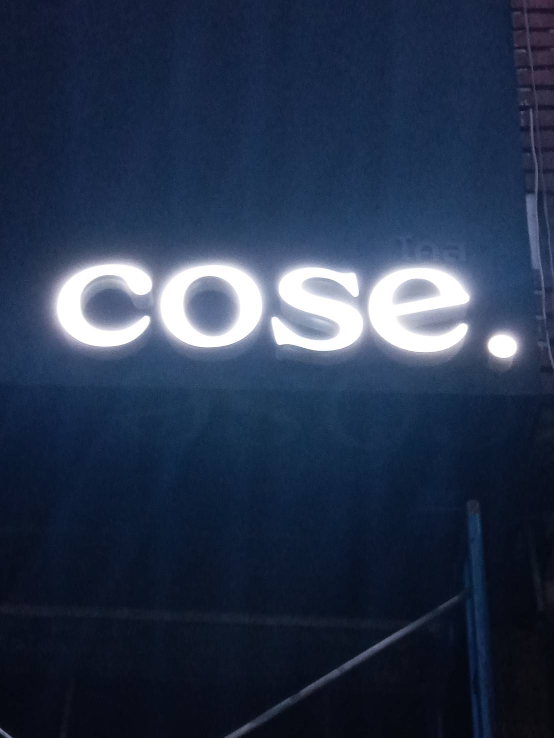 กล่องไฟติดหน้าร้าน