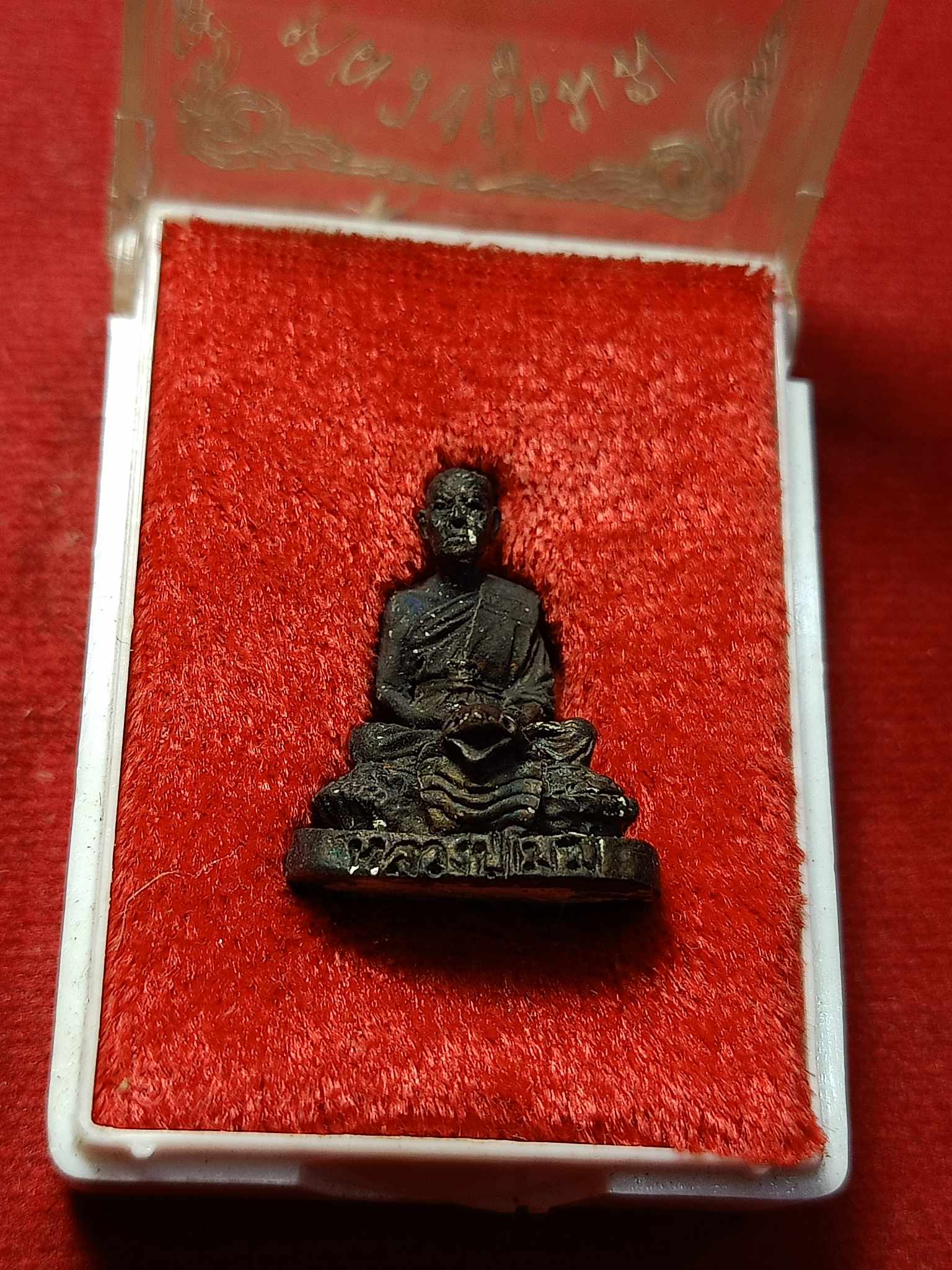 รูปหล่อหลวงปู่เมฆ วัดลำกระดาน มีนบุรี กทม. ปี 2536 พร้อมกล่อง (SKU-03111)