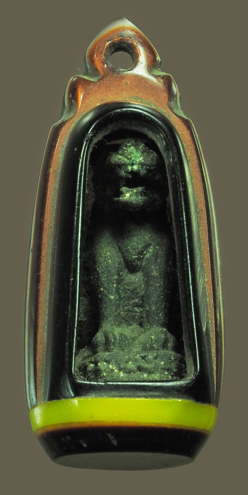 *40309 เสือหลังรูปเหมือนไม่ทราบอาจารย์ เลี่ยมพลาสติกเก่าวินเทจ หลายสิบปี 12