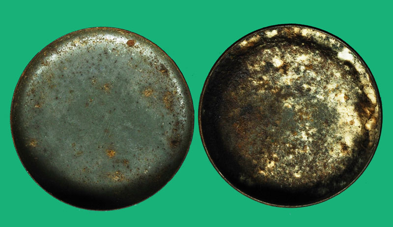 *36650 ตลับยาหม่อง ตราถ้วยทอง สำหรับใส่สีผึ้ง เก่าไม่ทราบอาจารย์ 12