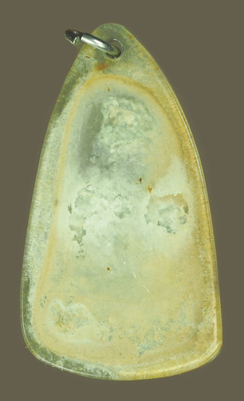 *39143 พระร่วงนั่ง เนื้อชินเงิน เลี่ยมพลาสติกเก่าหลายสิบปีใช้ในการประกอบการพิจารณา 13