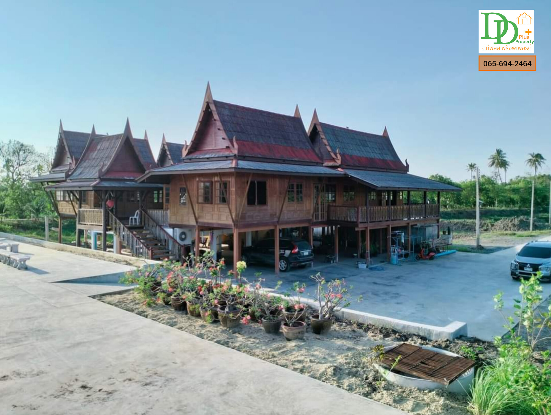 บ้านเรือนไทยริมแม่น้ำท่าจีน พุทธมณฑล สาย 7