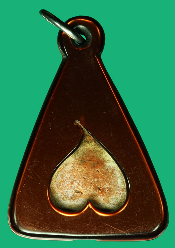 ขายแล้ว*36770 พระนางพญา เนื้อดินเก่า เลี่ยมพลาสติกเก่าวินเทจ ไม่ทราบที่ 3