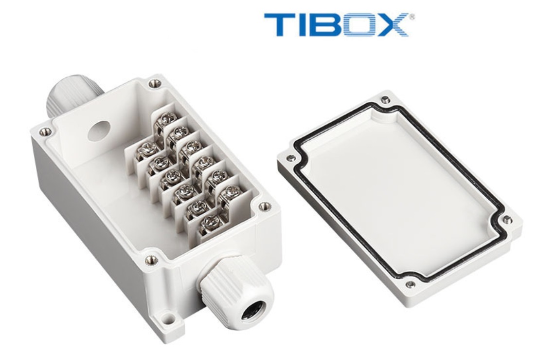 TIBOX TJ-6P กล่องพลาสติก พร้อมเทอร์มินอลบล็อก (Plastic Terminal Block Box IP66) 6Pole 10A Size : 1125x55x40 mm.