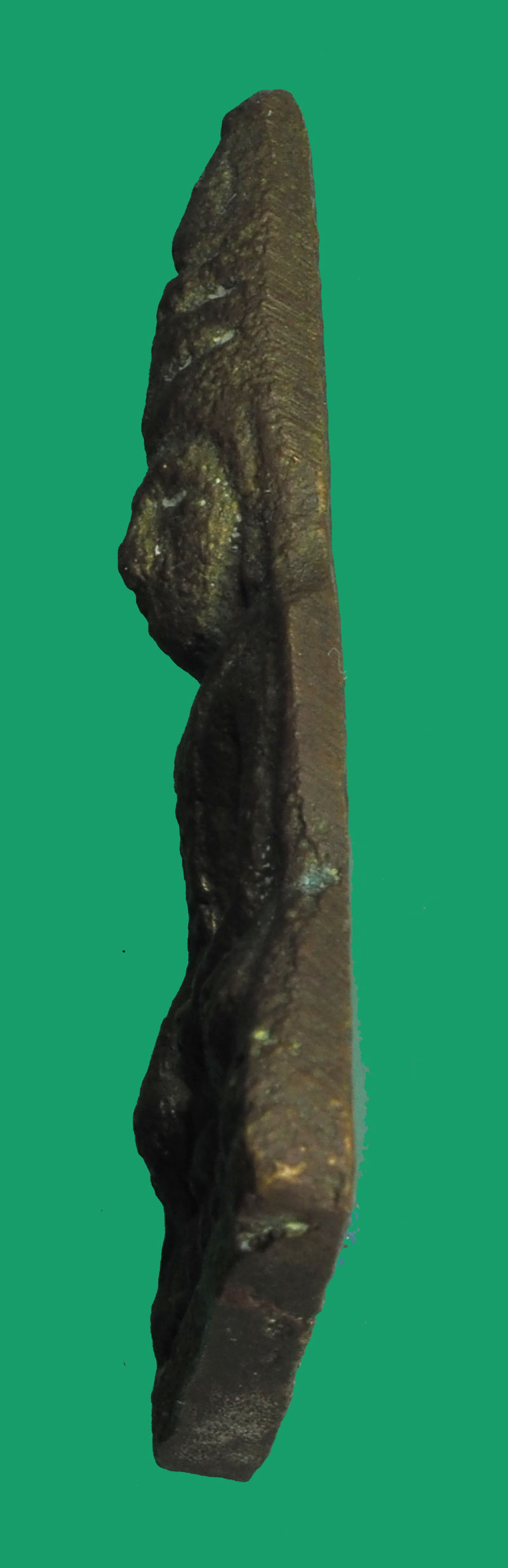 *33674 พระหล่อหลวงพ่อโต วัดบางพลี สมุทรปราการ ปี 2496 เนื้อฝาบาตร ตะไบหยาบด้านข้าง มีน้ำทองกระตามซอกแขน 77