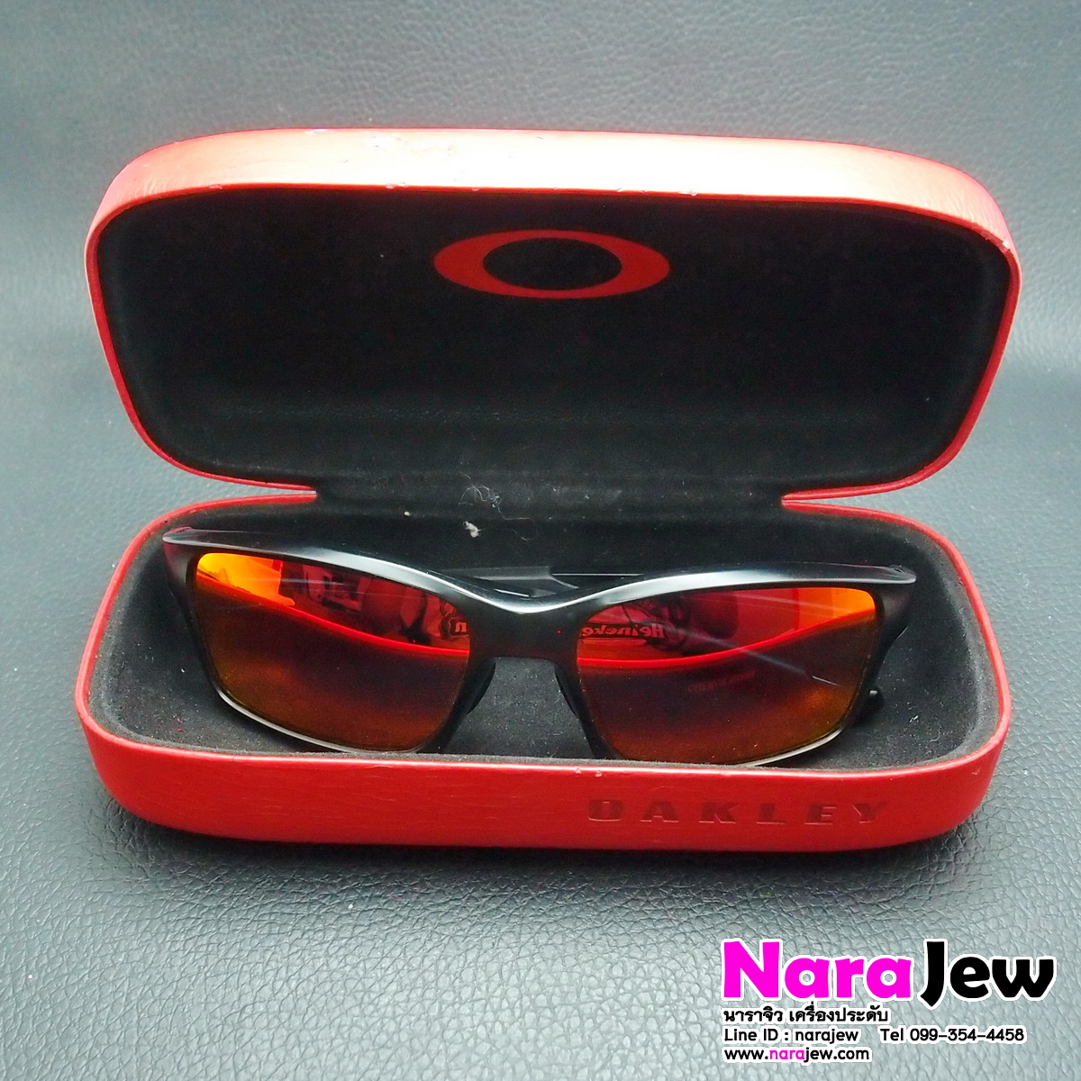 Oakley แว่นกันแดด รุ่น Chain link ของแท้จาก shop หลุดจำนำ