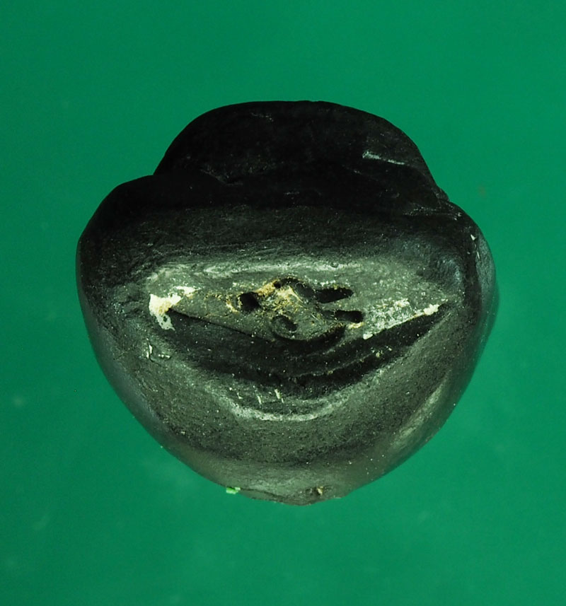 *28821 พระกริ่งคลองตะเคียน พระย้อนปีสร้าง เนื้อดำ ไม่ทราบที่และปีสร้าง 9.1