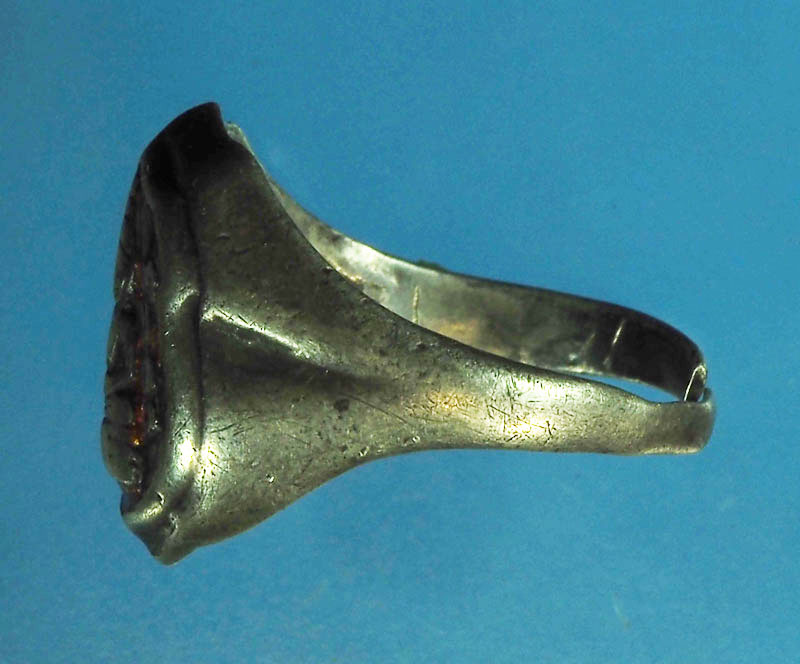 *28784 แหวนพระพุทธโสธร ลงยาสีแดง ทองวงขาด เนื้อเงิน เก่า 25