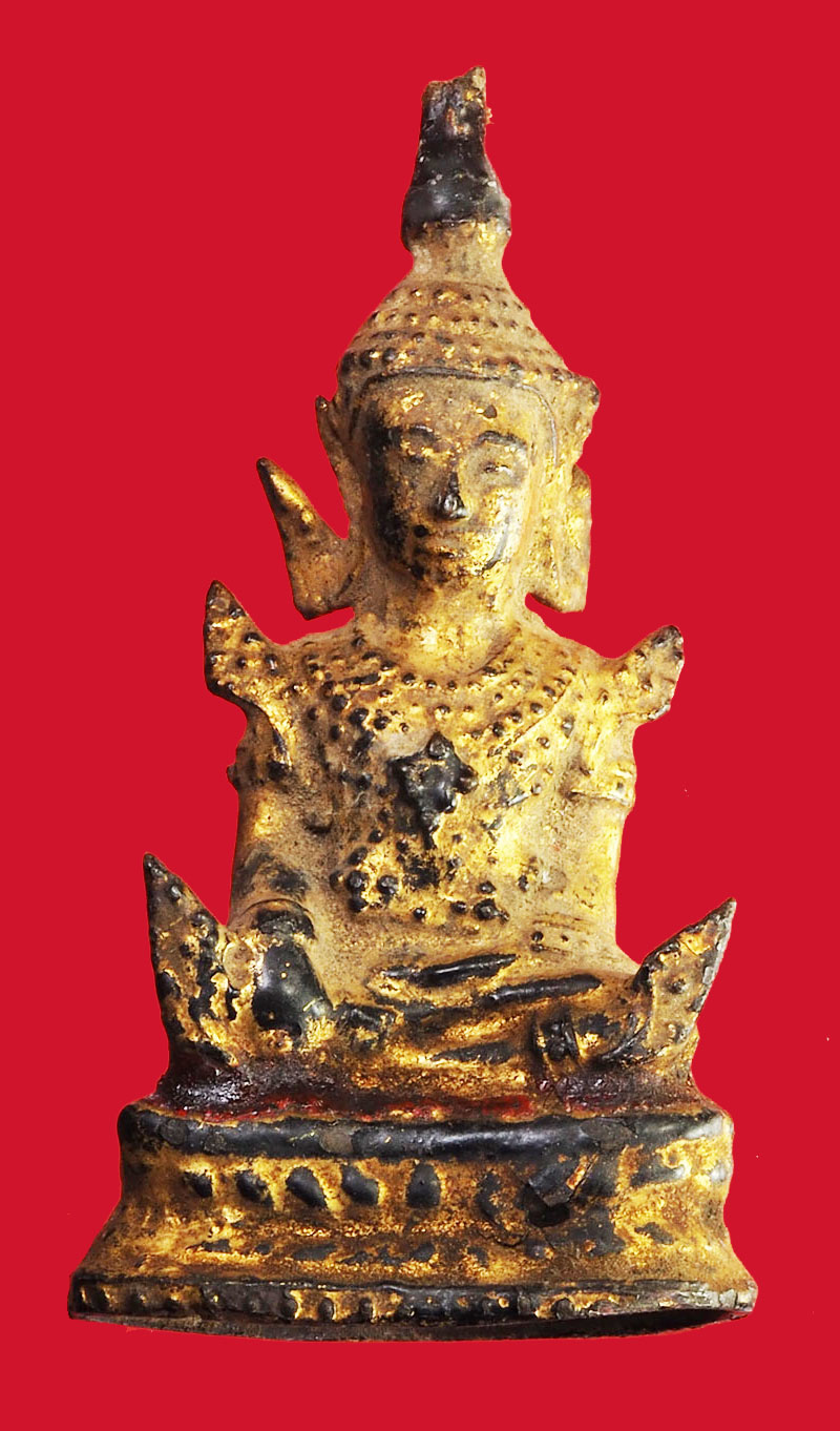 *28126 พระรัตนะปางมารวิชัย ลงรักปิดทอง ขนาดหน้าตัก 1 นิ้ว สูง 2.8 นิ้ว เนื้อทองเหลือง 2