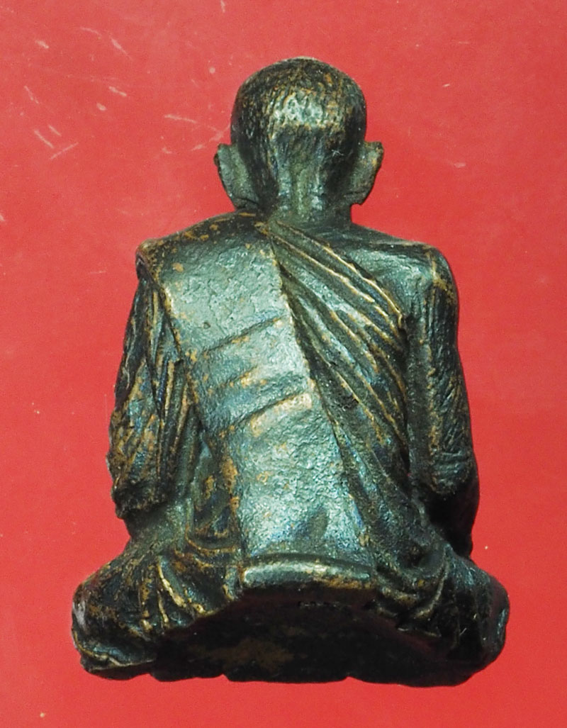 *29348 รูปหล่อนั่งเต่าหลวงปู่หลิว วัดไร่แตงทอง นครปฐม (เต่าหายไป) 36