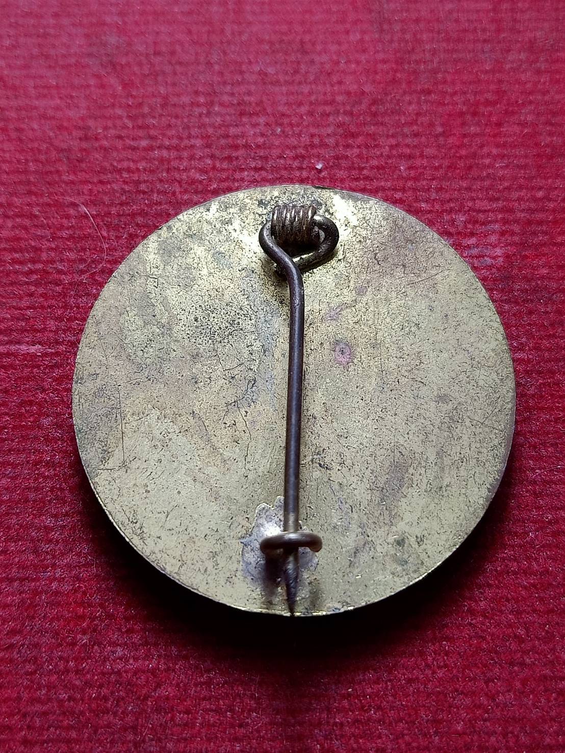 เข็มกลัดหลวงพ่อเงิน วัดบางคลาน จ.พิจิตร (SKU-12753)