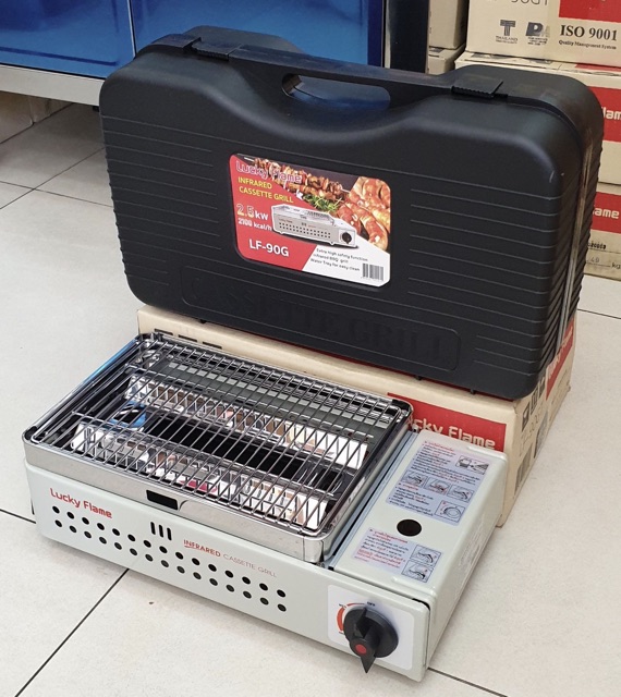 Lucky Flame เตาแก๊สกระป๋อง รุ่น LF-90G พร้อม แก๊ส 2 กระป๋อง (250 กรัม/กระป๋อง) ฟรี กระเป๋าสำหรับพกพา