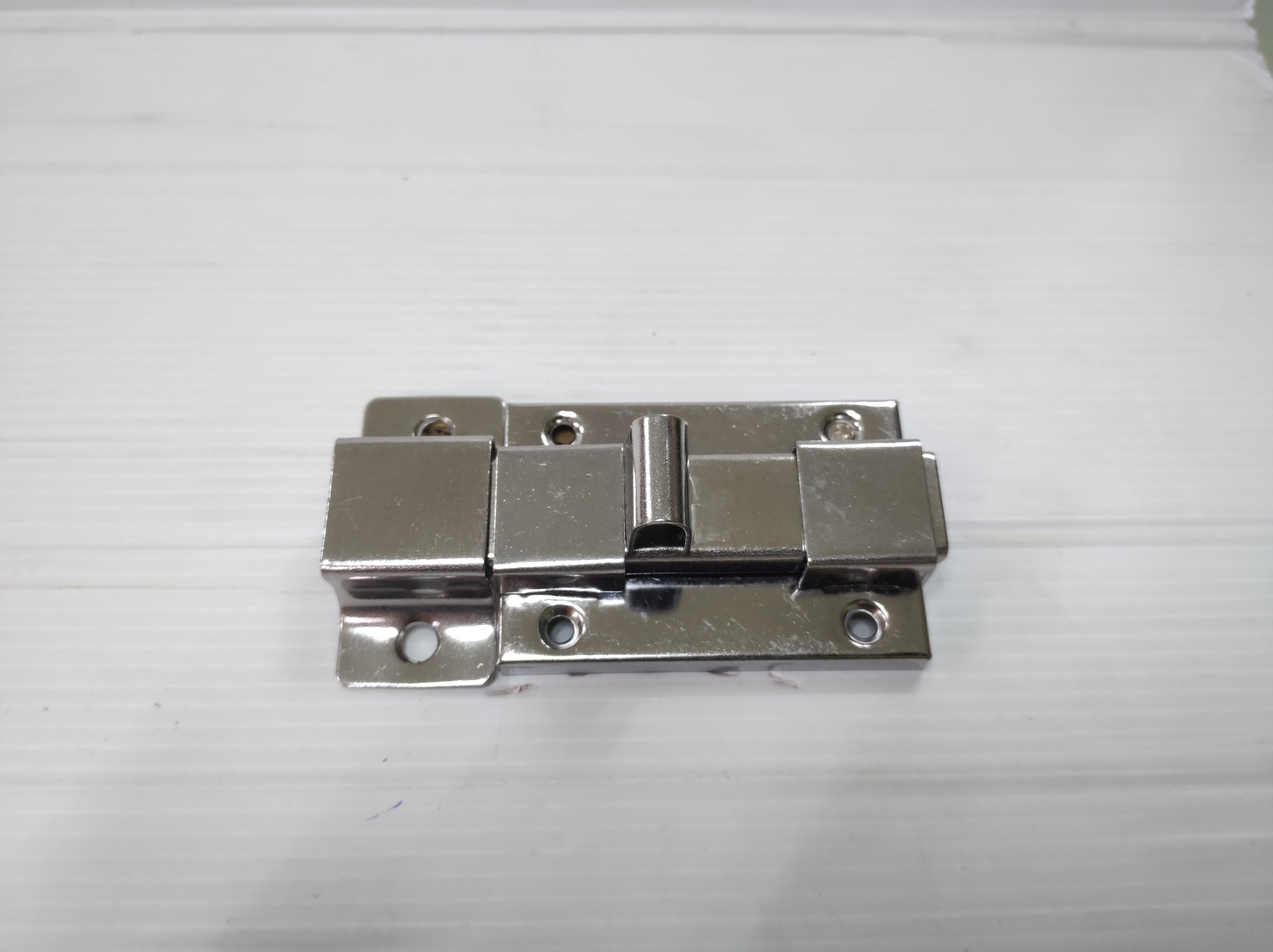 กลอนสี่เหลี่ยมสแตนเลส ห้องน้ำ (ราคารวมแวท) (กล่อง 12 อัน) กลอนประตู กลอนสแตนเลส กลอนห้องน้ำ(แม่เหล็กดูดติด SUS430PS)