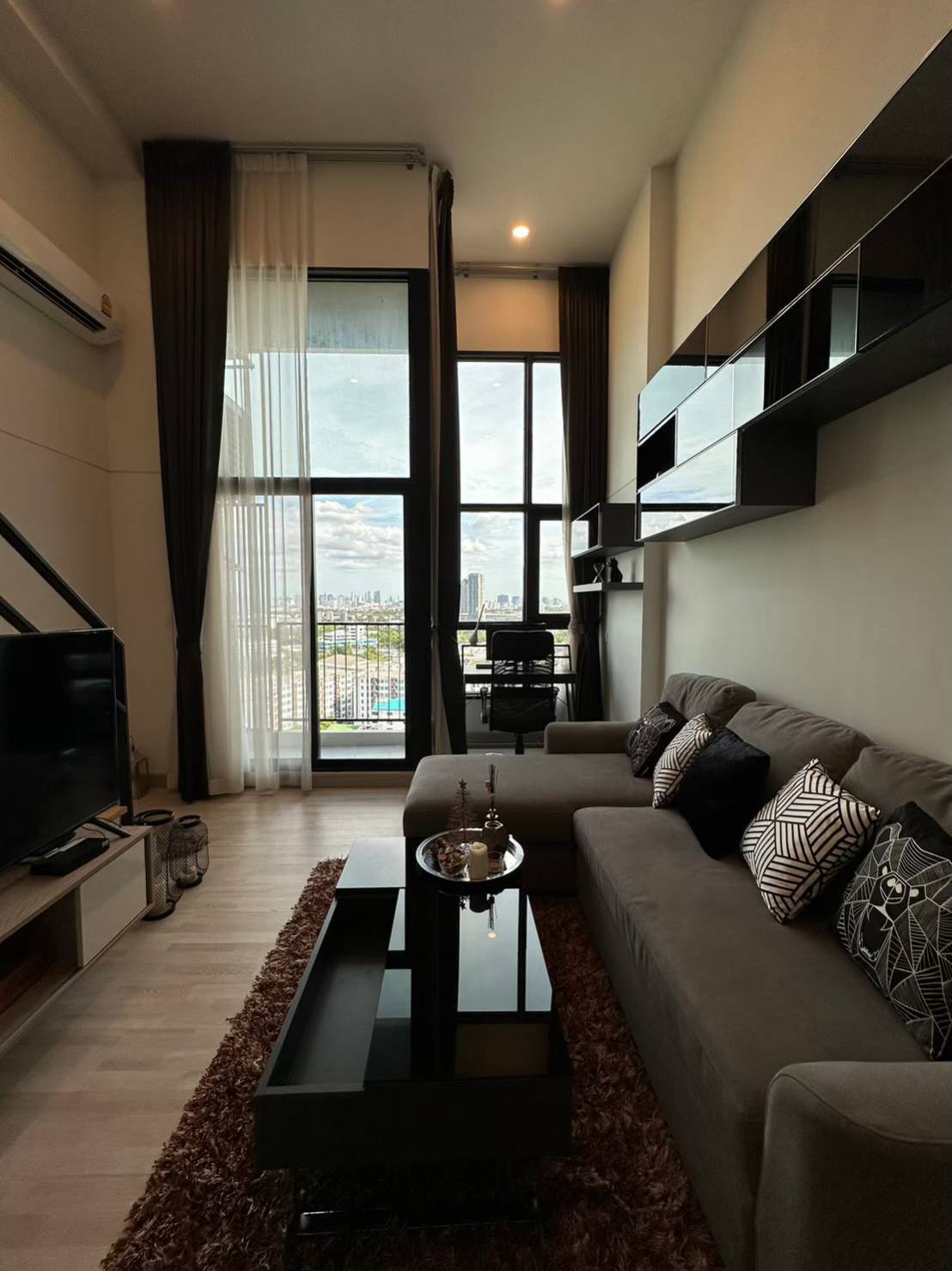 ขาย (For Sale) คอนโด : ไนท์บริดจ์ ติวานนท์ Knightsbridge Duplex Tiwanon ประเภท : 1 ห้องนอน 1 ห้องน้ำ พื้นที่ : 42 ตรม.