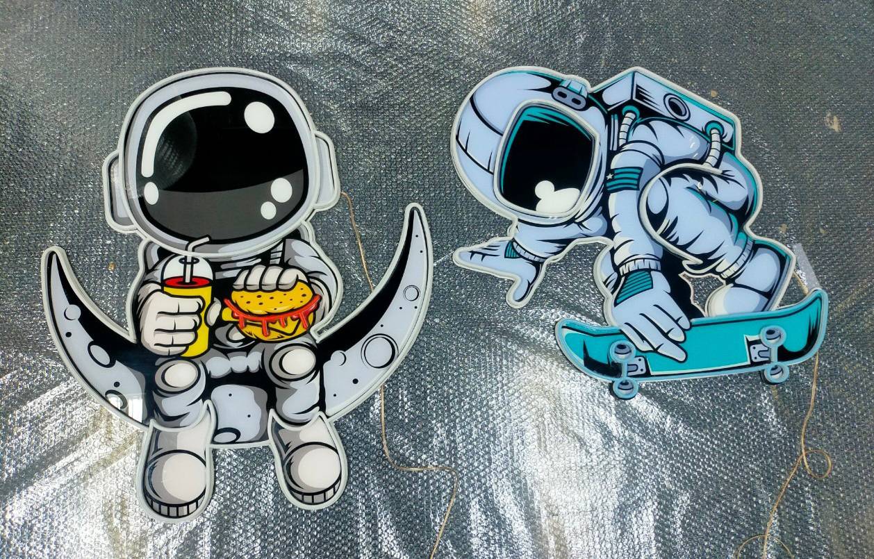 ป้ายไฟนีออนดัดled flex นักบินอวกาศ