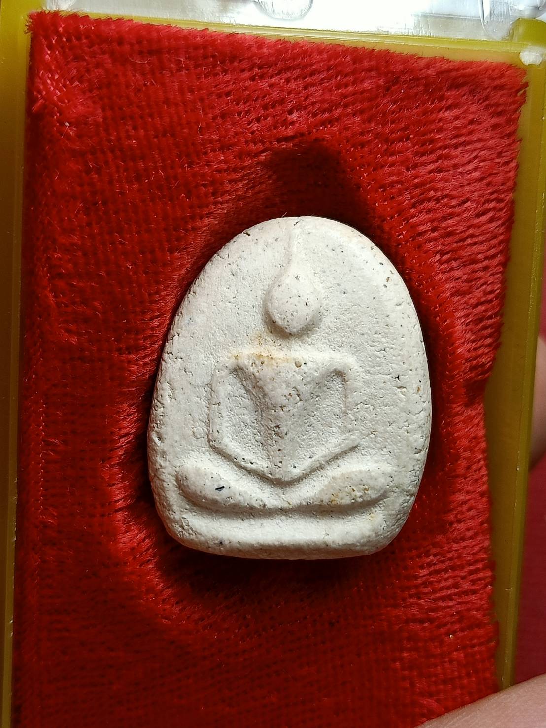 สมเด็จเล็บมือ รุ่น 1 วัดพระนอน จ.สุพรรณบุรี ปี 2516 พร้อมกล่อง (SKU-09485)