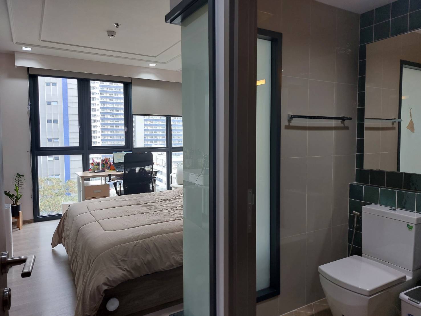 ให้ขาย (For Sale) คอนโด : เดอะ ไลน์ พหลโยธิน อาคาร B (The Line Phahonyothin Park B) ประเภท : 2 ห้องนอน 2 ห้องน้ำ พื้นที่ : 65ตรม.
