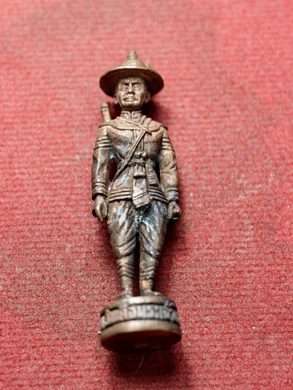 รูปหล่อพระเจ้าตากหลวงปู่ฟัก วัดเขาน้อยสามผาน จ.จันทบุรี (SKU-13447)