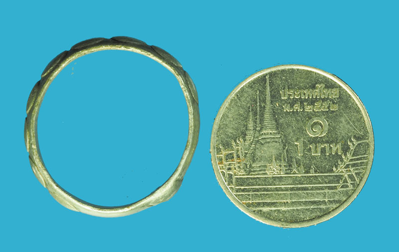 *32860 แหวนมงคลเก้า วัดแหลมฟ้าผ่า ปี 2495 สมุทรปราการ เนื้อเงิน 77