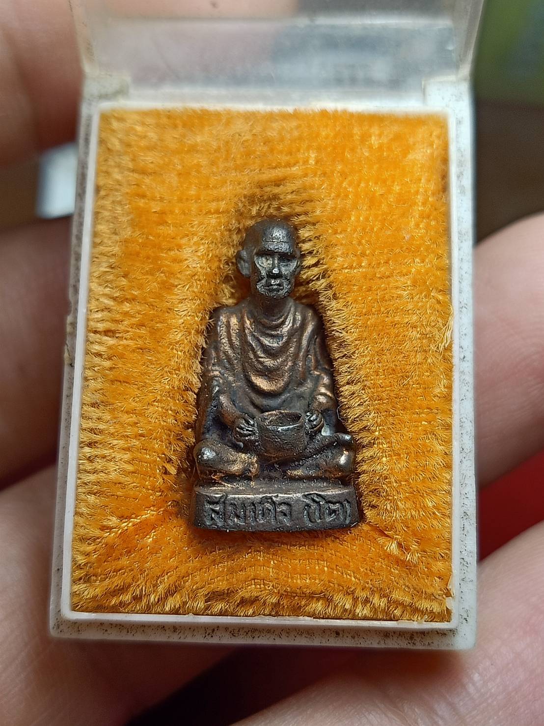 รูปหล่อพระสมเด็จโต ฉลองกำแพง วัดรวกสุทธาราม กรุงเทพ ปี 2518 พร้อมกล่องเดิม (SKU-08382)