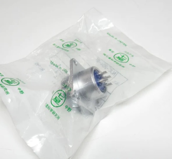 NJC-204-RF NANABOSHI CONNECTOR 4POLE 10A250V