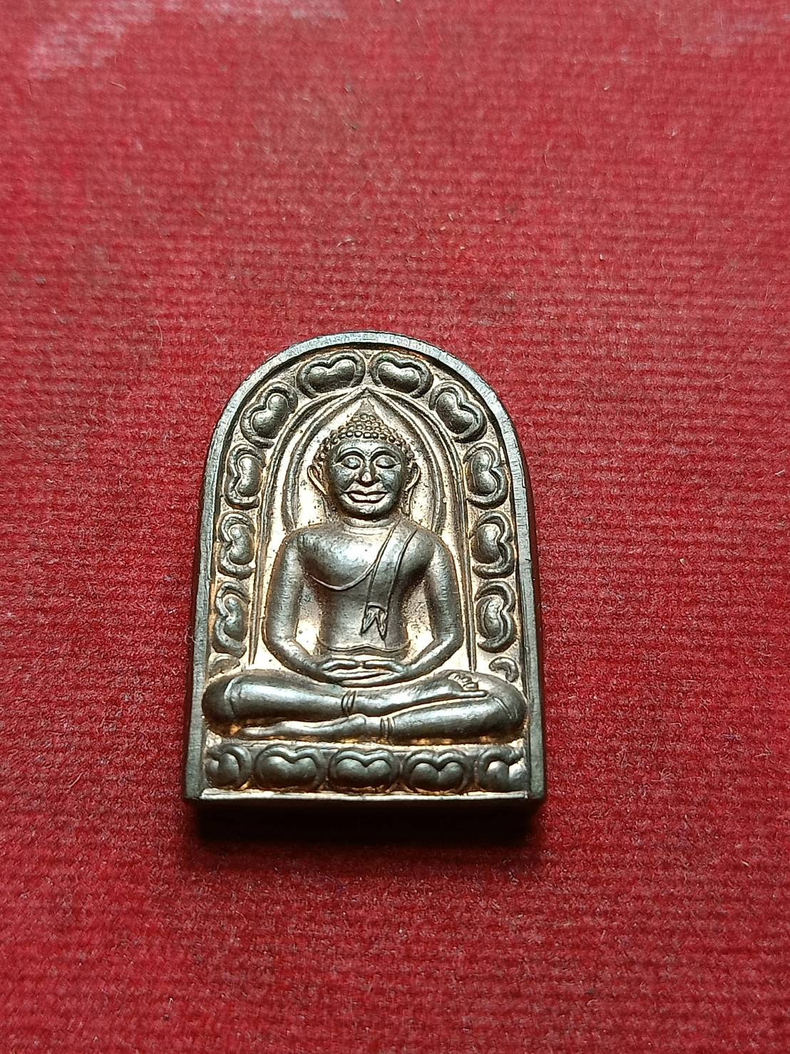 พระซุ้มกอ หลวงพ่อแพ เนื้อนวะ วัดพิกุลทอง จ.สิงห์บุรี (SKU-07588)
