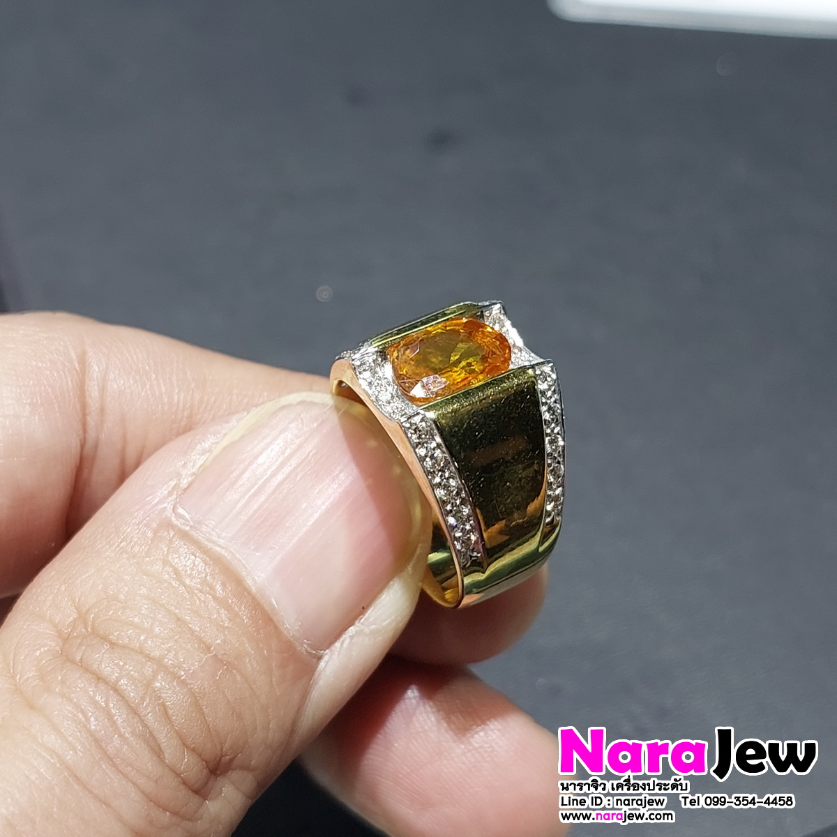 แหวนบุษราคัมชาย ล้อมเพชรแท้ บุษราคัมบางกะจะ นน. 2 กะรัต พร้อมใบเซอร์สถาบันอัญมณี แหวนบุษราคัมหลุดจำนำ