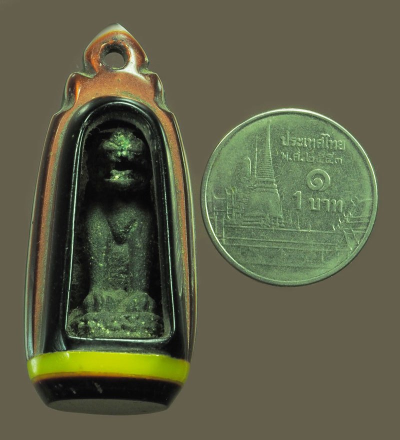 *40309 เสือหลังรูปเหมือนไม่ทราบอาจารย์ เลี่ยมพลาสติกเก่าวินเทจ หลายสิบปี 12