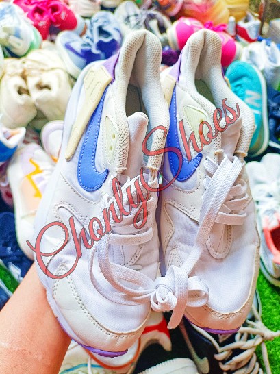 second hand shoes