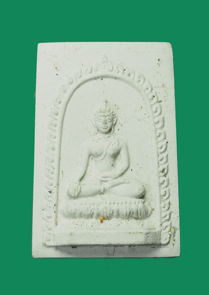 *31813 พระพุทธ หลังยันต์น้ำเต้า เนื้อผง ไม่ทราบที่และปีสร้าง 9