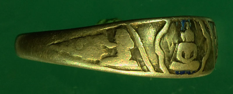 *29596 แหวนพระพุทธ ข้างนางกวัก หลวงพ่อจง วัดหน้าต่างนอก เนื้อเงิน สภาพใช้ ท้องวงขาด 12