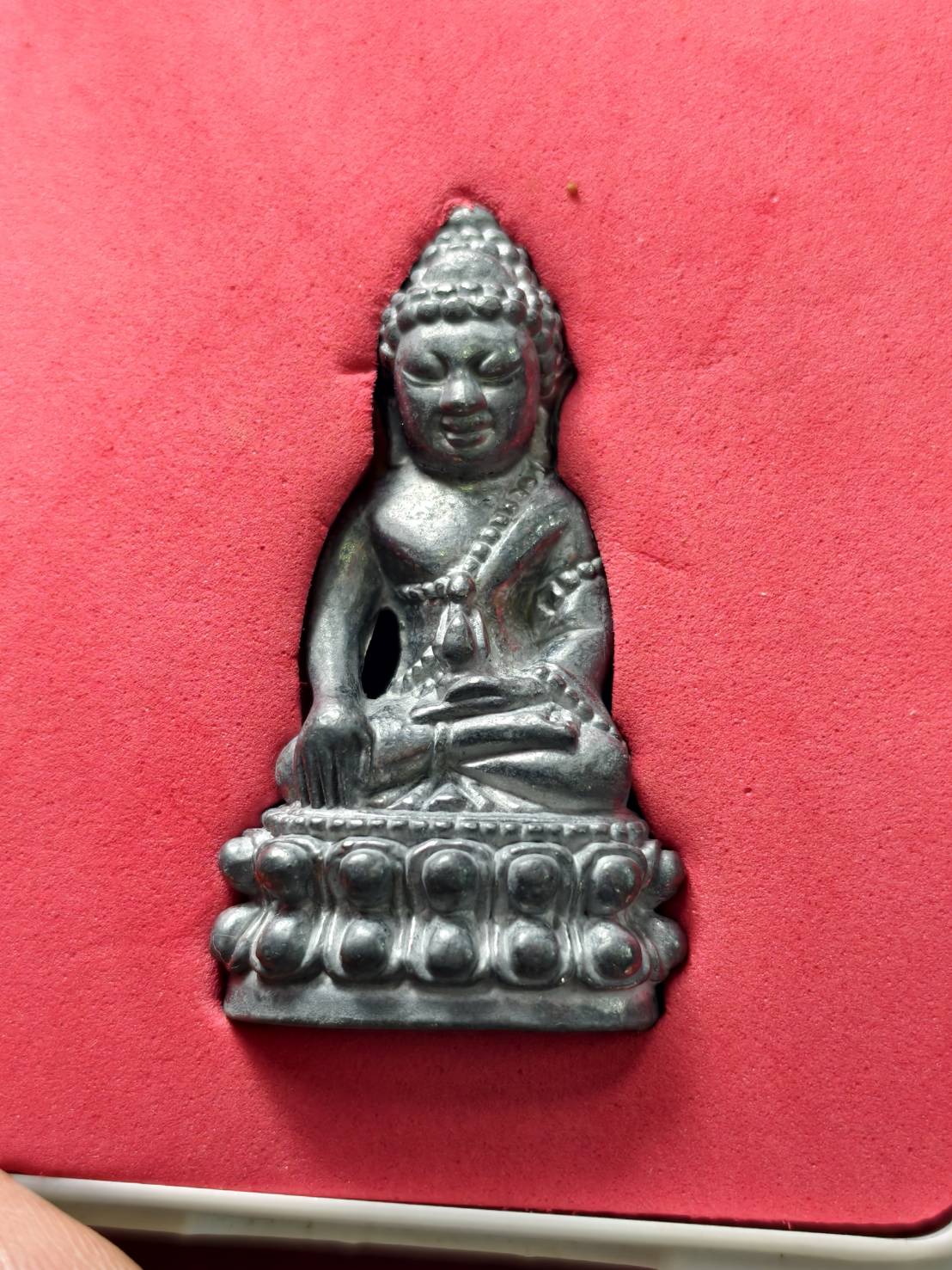 พระกริ่ง เกสโร หลวงปู่ศุข วัดหัวตะพาน จ.ชัยนาท พร้อมกล่อง (SKU-13462)