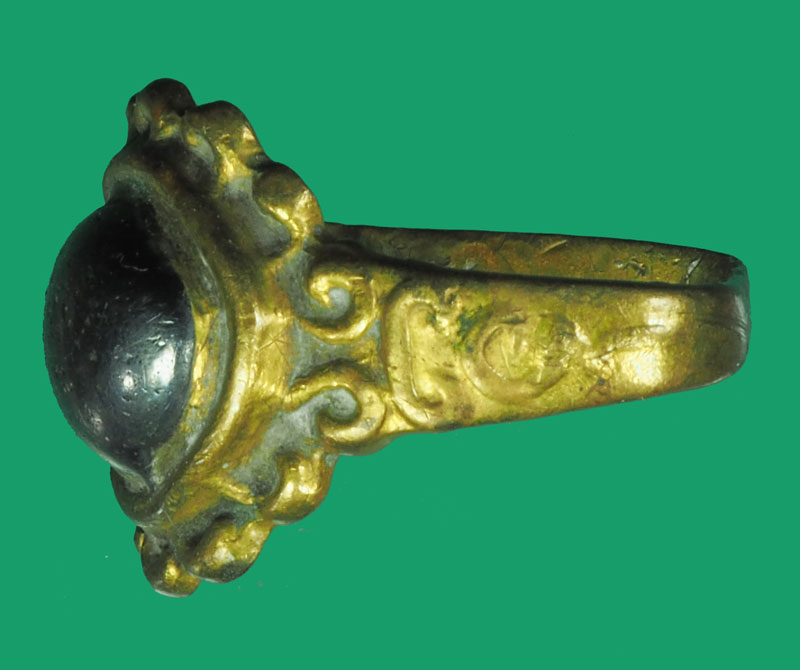 *33681 แหวนหัวเมฆพัทร ตัววงทำด้วยทองเหลืองหล่อ เก่าๆ 12