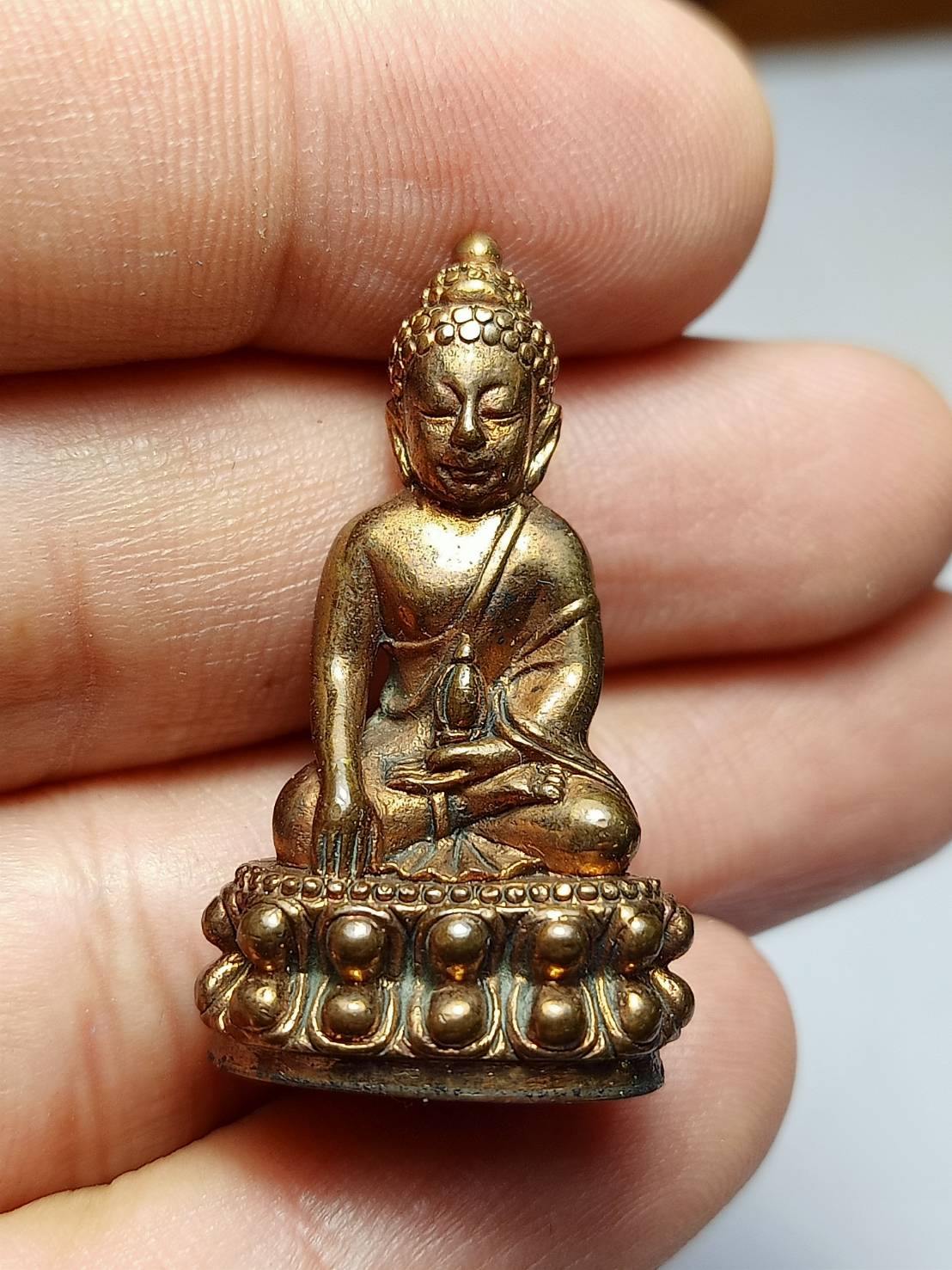 พระกริ่งทุ่งบางเขน วัดพระศรีมหาธาตุ กรุงเทพ ปี 2558 พร้อมกล่อง (SKU-11491)