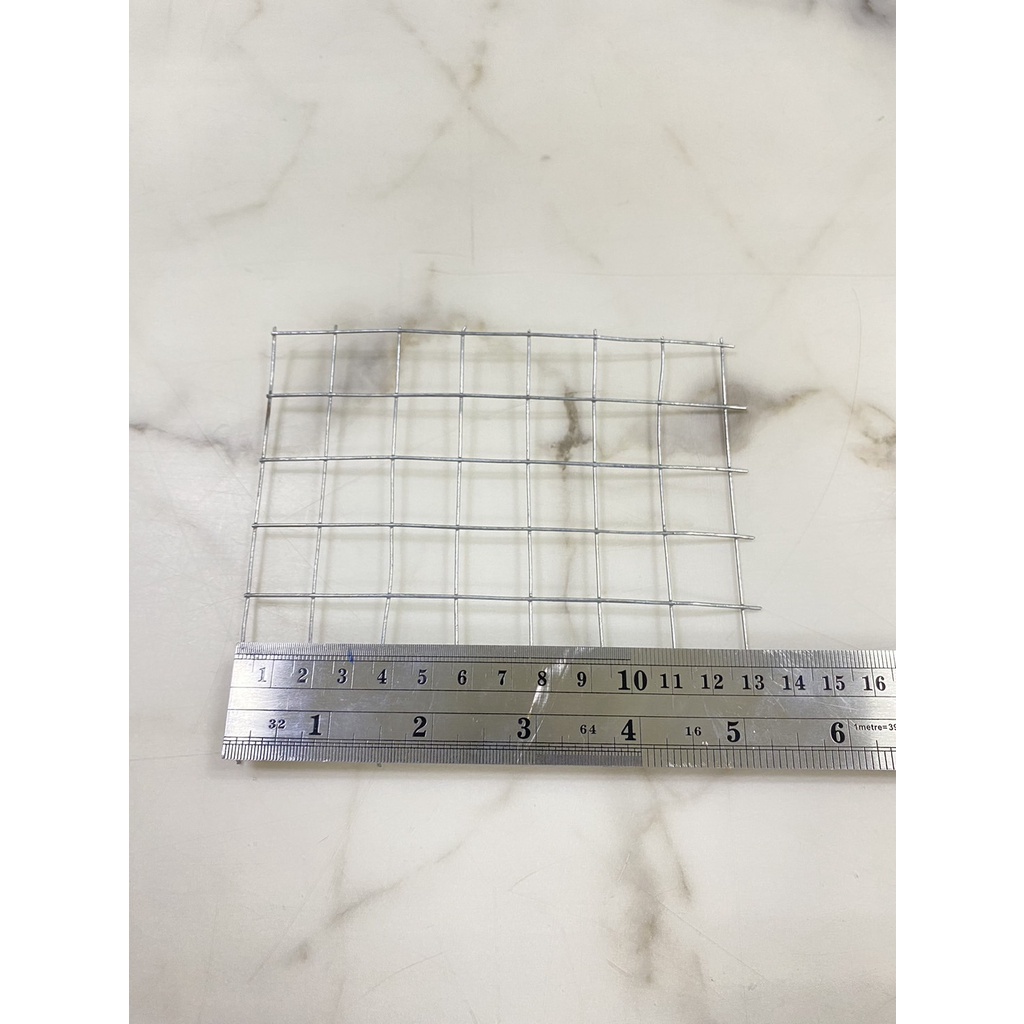 ลวดตาข่ายกรงไก่ ตาข่ายกรงไก่ ตรา ถ้วย เขียว ร้อมรั้ว ตาข่าย ลวดกรงไก่ ตาข่ายกรงนก ลวดตาข่ายกันนก (ถ้วย) เขียว