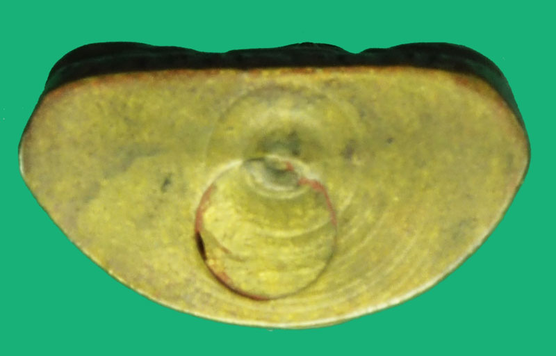 *37054 รูปหล่อปั้ม หน้าหนุ่ม หลวงพ่อขอม วัดไผ่โรงวัว สุพรรณบุรี ปี 2505 เนื้อทองเหลือง 8