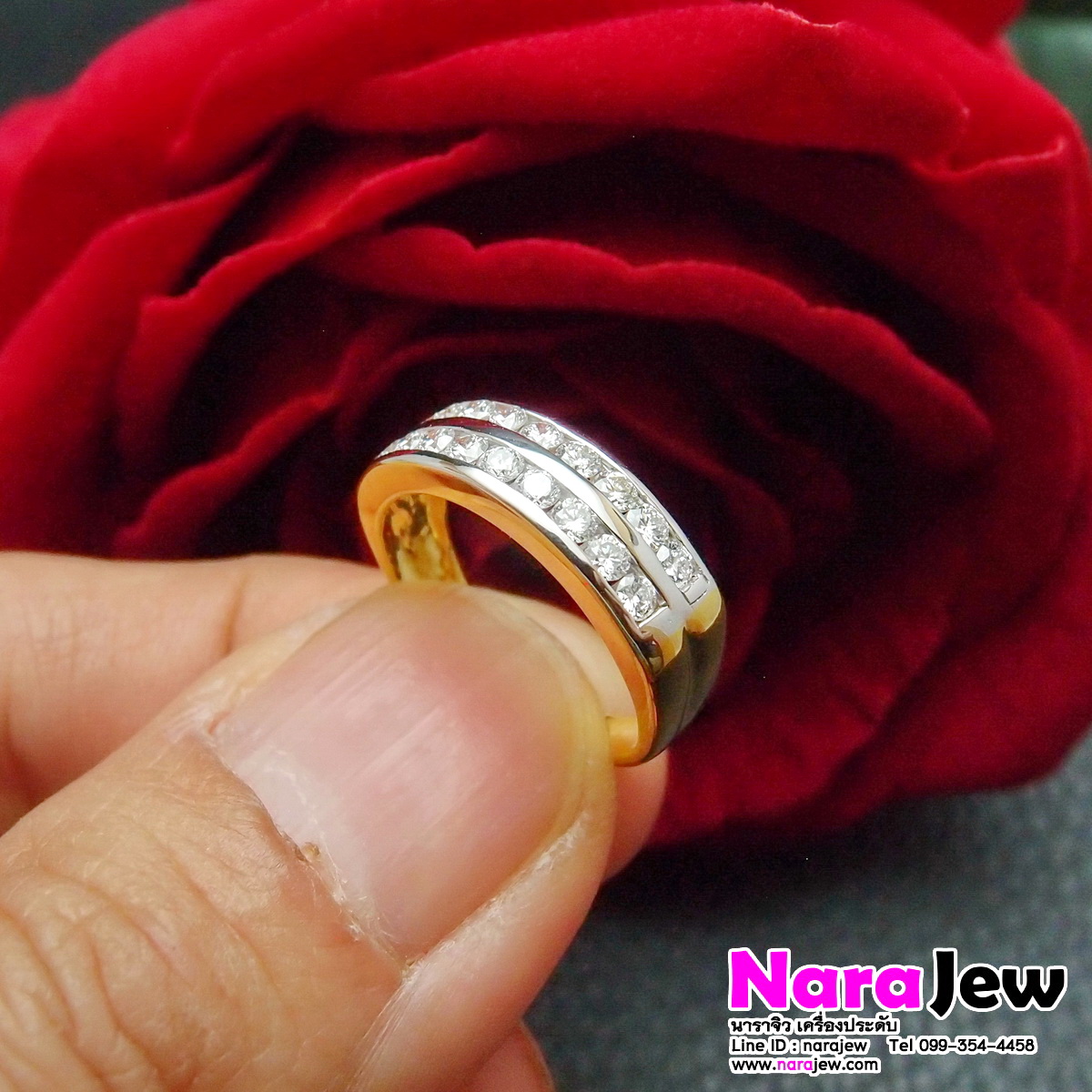 แหวนเพชรแถว 2 แถว นน.เพชรแท้รวม 0.72 กะรัต เพชรน้ำขาว 96-97 เล่นไฟวิ้งๆ