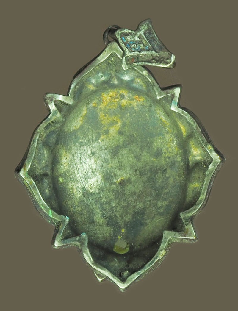 *39676 ล็อกเก็ตเก่าลงยา"กันลืม" ยุค ปี 24XX เนื้อเงิน 16