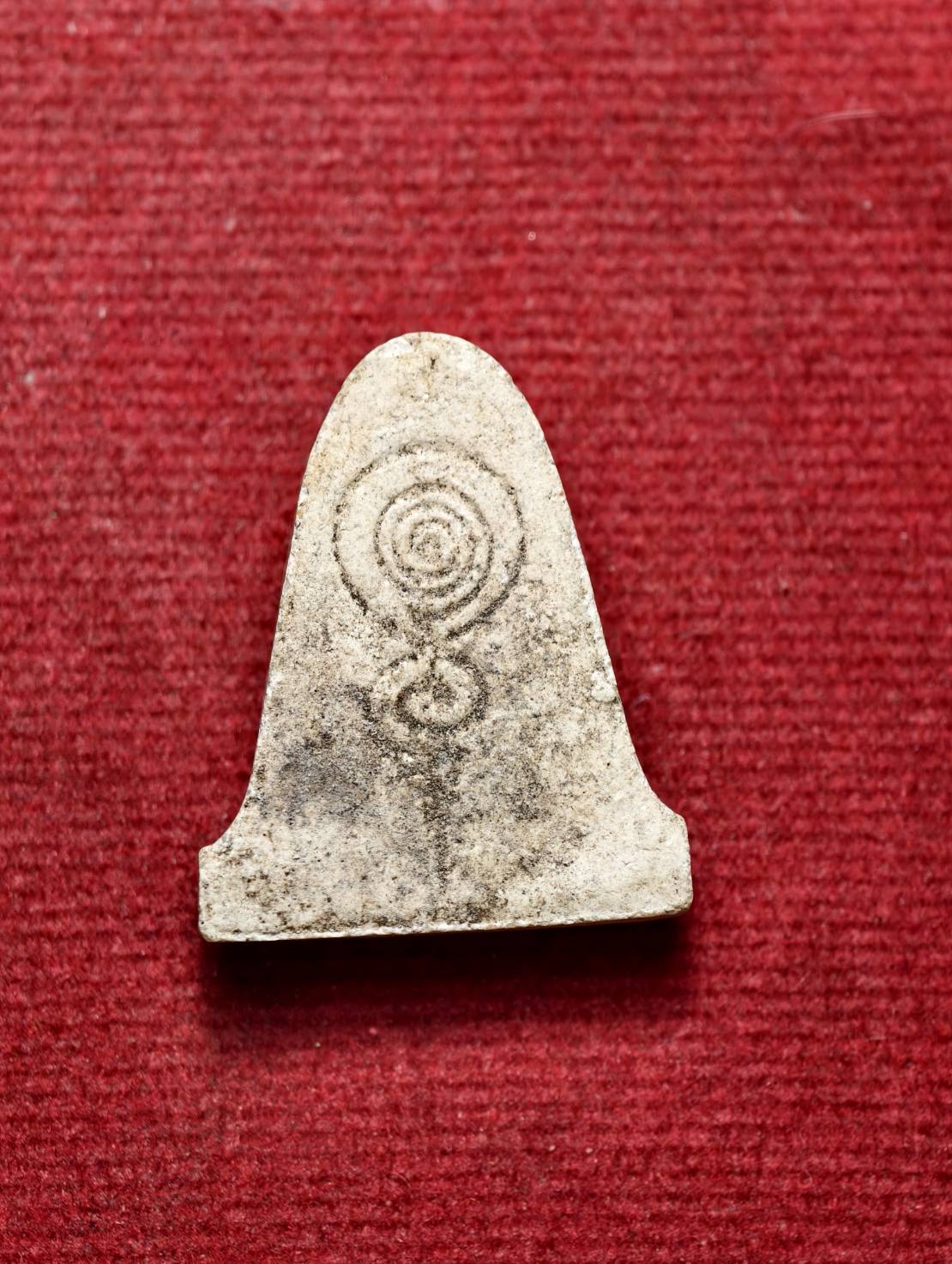 พระผงตัดชิดหลวงพ่อกวย วัดซับลำใย จ. วัดซับลำใย หลวงปู่หมุนปลุกเสก (SKU-13574)