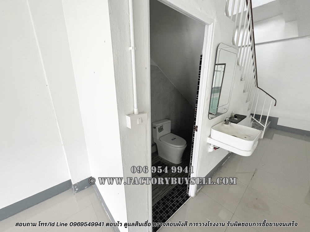 销售工厂,仓库,办公室,埃卡查路(Ekachai Road),Soi Cherd Mahachai Bang Nam Fresh,Samut Sakhon,新装修的建筑物准备工作了