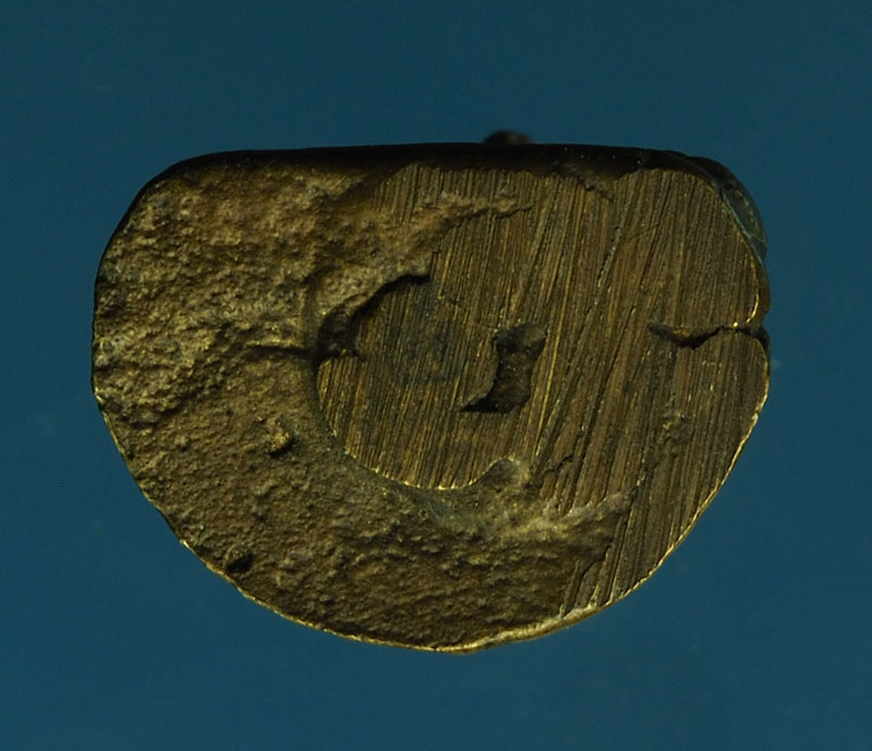 *28658 รูปหล่อหลวงพ่อเงิน โต๊ต ช ไม่ทราบที่และปีสร้าง 8