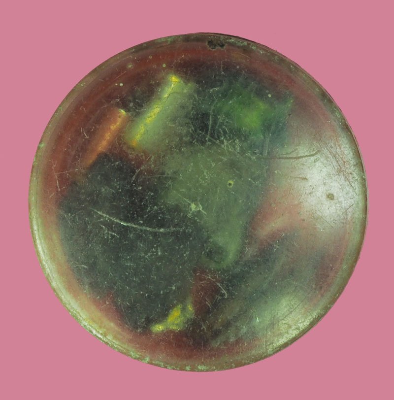 *39015 สีผึ้งพรพรม หลวงพ่อกวย วัดโฆษิตราราม ชัยนาท (ฝาตลับสีผึ้งหลวมสันนิฐานว่าฝาเดิมได้หายไป) 12